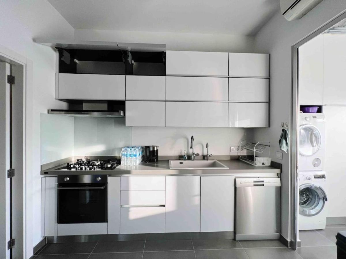 Apartment Gorgeous 3br Achrafieh Beirut